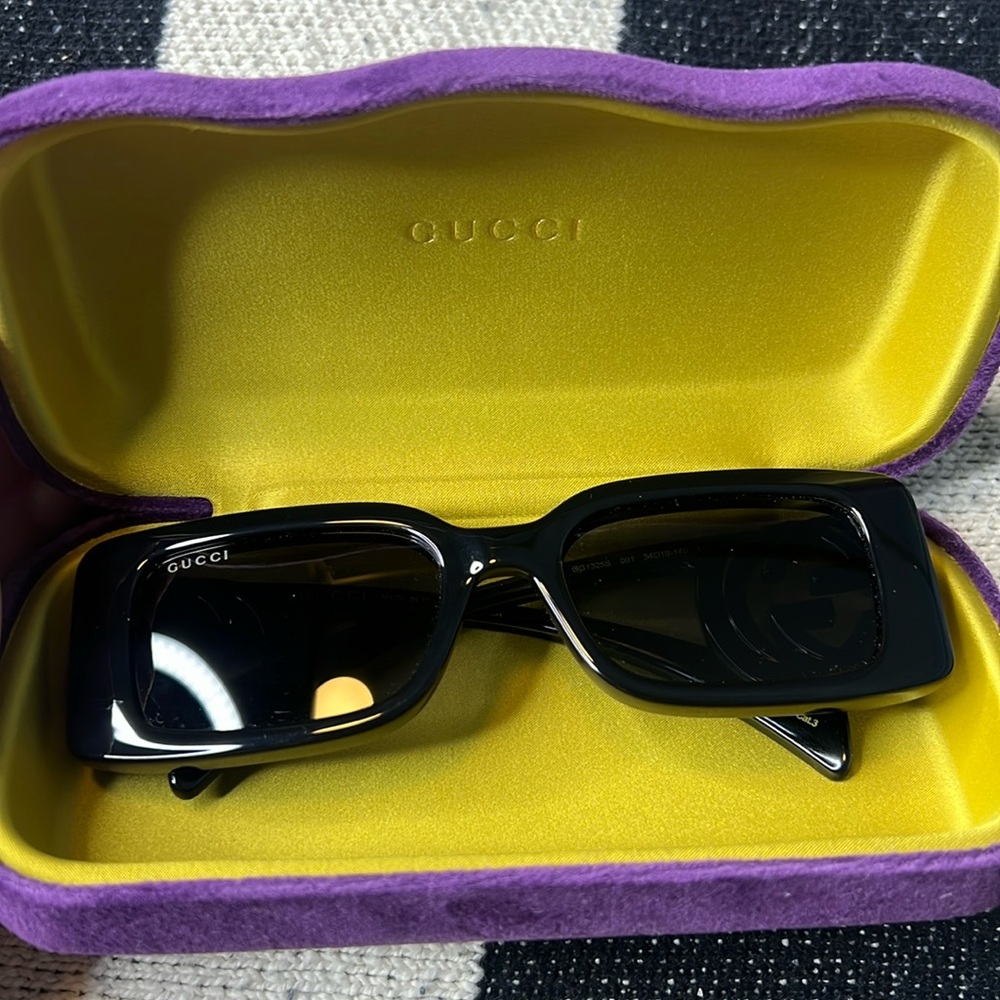 Gucci Black Sunglasses